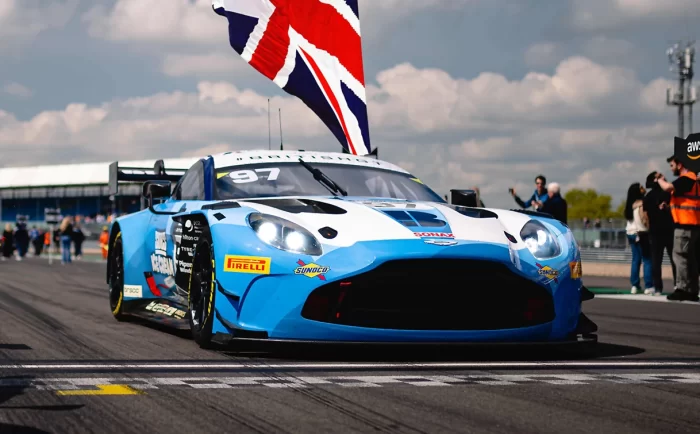 professional GT racing drivers